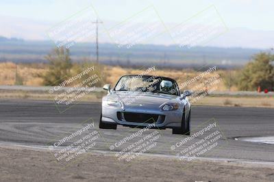 media/Oct-22-2023-Speed Ventures (Sun) [[1c9917c1d0]]/Red and Green/Sunset and Speed Shots/